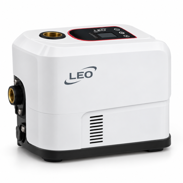 Pompe de surpression intelligente LEO MAC450-1 Surpresseur intelligent LEO MAC450 450 W sur fond blanc