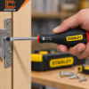 Tournevis STANLEY FatMax en utilisation